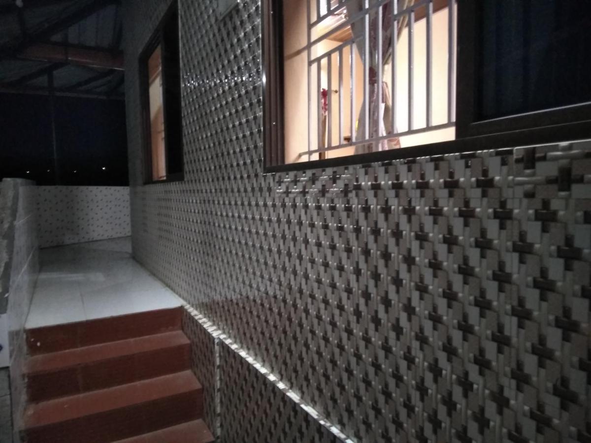 Maniis Homestay Vālpārai Buitenkant foto
